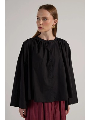 Minaaise Kısa Oversize Büzgülü Poplin Bluz Siyah