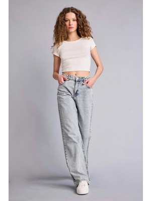 DeFacto Straight Wide Yüksek Bel Geniş Paça Uzun Jean Pantolon E1704AX26SM