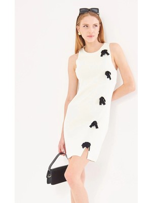 Armonika Kadın Ekru Fiyonk Detaylı Kolsuz Yuvarlak Yaka Triko Elbise ARM-24Y134015