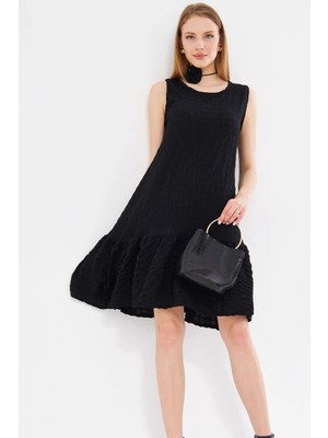 Armonika Kadın Siyah Bürümcüklü Kolsuz Eteği Fırfırlı Elbise ARM-23Y001137