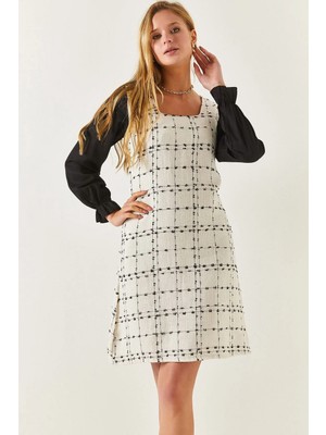 Armonika Kadın Beyaz Ekoseli Kare Yaka Uzun Kol Elbise ARM-22Y001182