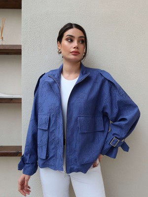 Esra Helvacı Çiçek Nakışlı Kol Kemerli Ceket