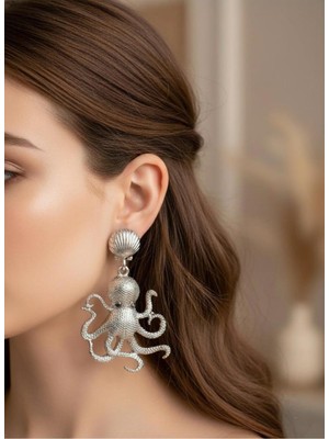 PremiumPort Gümüş Ahtapot Tasarımlı Zarif Kadın Küpe, Şık ve Modern Takı