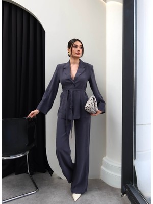 Esra Helvacı Kuşaklı Blazer Ceket Pantolon Takım