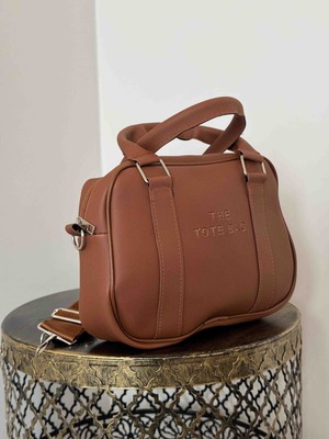 Şık ve Kullanışlı Kadın Çanta | Günlük & Özel Gün Kombinlerine Uygun