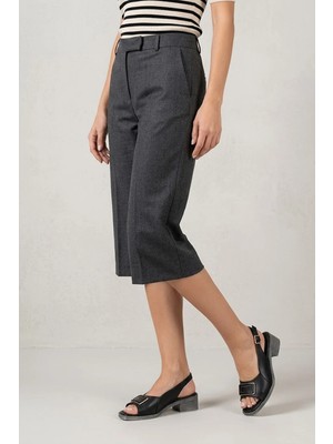 Venüs 26020305Y Kadın Hakiki Deri Klasik Topuklu Ayakkabı Siyah