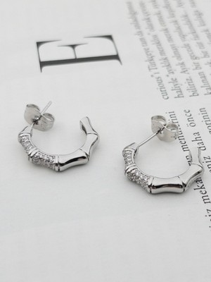 PremiumPort Şık 18 Ayar Altın Kaplama Taşlı Vintage Çelik Küpe - 2 cm