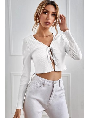 bebekokusu Kadın Beyaz Uzun Kollu Önden Bağlama Detaylı Crop Top Bluz