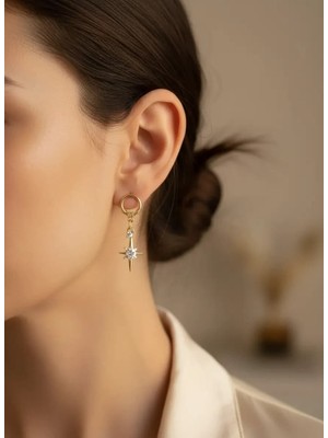 PremiumPort Kutup Yıldızı Sembolü Çelik Zımba Küpe, Şık ve Modern Takı Tasarımı