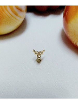 PremiumPort Şık Çelik Tragus Helix ve Kıkırdak Küpe, Modern Tasarım