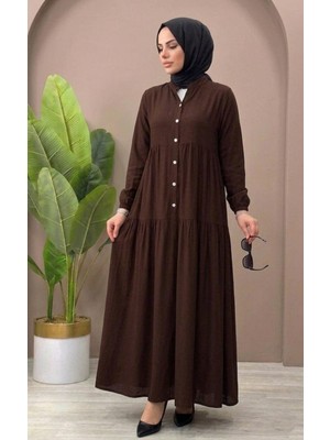 Mismoly Yarım Düğmeli Tesettür Elbise – Büzgü Detaylı Rahat Kalıp Günlük Uzun Elbise