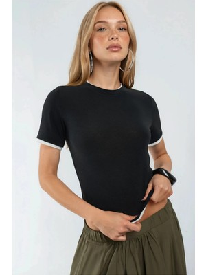 Hiccup Kadınlar Qu Style Renk Bloklu Bisiklet Yaka T-Shirt Siyah