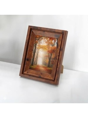 Esranın Dünyası 13 x 18 cm Ahşap Resim Çerçevesi