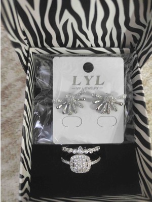 Anneler Günü Hediyesi Çelik Takı Seti (Küpe + Yüzük) Özel Kutulu