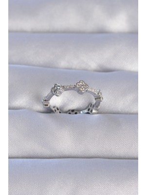 Asnazz Pirinç Gümüş Renk Zirkon Taşlı Yonca Model Ayarlanabilir Yüzük