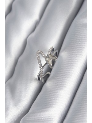 Asnazz Pirinç Gümüş Renk Zirkon Taş Detay Kelebek Model Kadın Yüzük