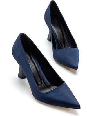 Shemard Kadın Lacivert Saten Sivri Burun Ince Topuklu Stiletto