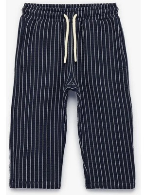 Koton Erkek Çocuk Pamuklu Cepli Çizgili Müslin Beli Bağcıklı Pantolon 6SMB40052TW