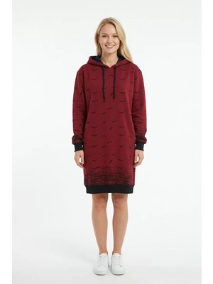buğrahayalin Kadın Bordomartı Desenli Kapüşonlu Cepli Uzun Kollu Jakarlı Interlok Penye Sweatshirt Elbise