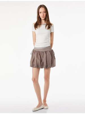 Koton Slim Fit Atlet Detaylı Kısa Kollu Viskon Karışımlı Omzu Açık Tişört 6SAL10744IK
