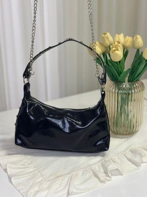 Huma Çanta Kadın Baget Çanta Gümüş Zincir Detaylı Şık Tasarım