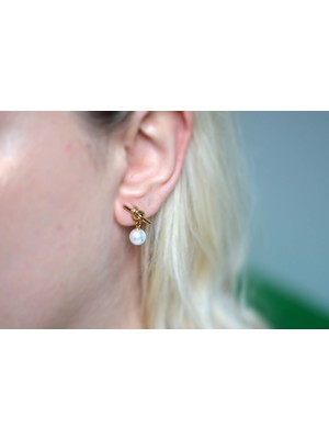 PremiumPort Parlak Incili Çelik Düğüm Küpe, Şık ve Zarif Tasarım