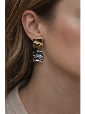 PremiumPort Şık Çelik Renkli Kare Tasarımlı Kadın Küpe, Modern ve Zarif Takı