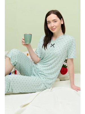 FullaModa Yıldız Desenli Büyük Beden Kapri Pijama Takımı