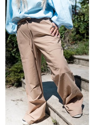 Muna Boutique Bej Lastikli Bel Comfort Fit Kargo Pantolon