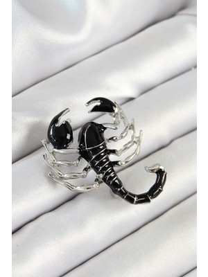 Youday Accessories 3D Siyah Akrep Figürlü Gümüş Renk Kadın Broş