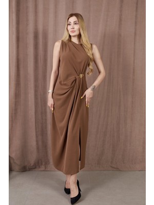 TeknoKapsül Kadın Kalın Askılı Yırtmaçlı Linda Kumaş Elbise Kahve