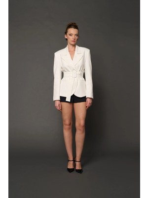 Thalure Kadın Beyaz Beli Kemer Detaylı Blazer