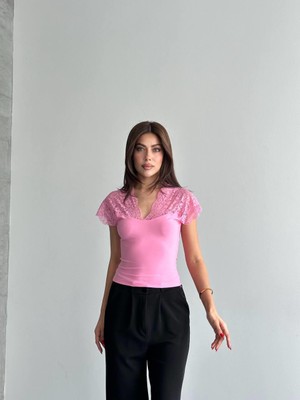 Shopping Shop Omuz ve Yaka Dantel Bluz Pembe
