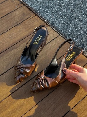 Erva'nın Butiği Kahve Kırışık Deri (Bow) Fiyonk Detay Kadın Stiletto