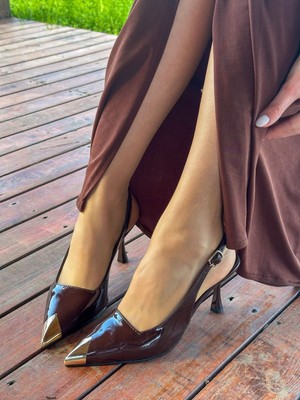 Erva'nın Butiği Kahve Rugan (Blue) Gold Metal Parça Detay Kadın Stiletto