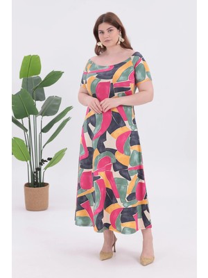 Madwilo Kadın Pembe Gri Geometrik Desen Kayık Yaka Kısa Kol Büyük Beden Esnek Maxi Elbise