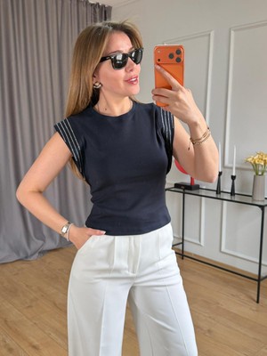 Size Özgü Lacivert Omuz Şerit Taşlı Tshirt