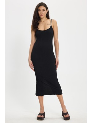 Tudors Kadın Slim Fit Vücuda Oturan askılı Likralı Midi Boy Siyah Elbise