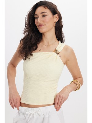 Tudors Kadın Slim Fit Dar Kesim Tek Omuz Tek Kol Doku Desenli Sarı Bluz