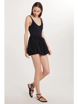 Tudors Kadın Slim Fit Dar Kesim Ince Askılı Balon Etek Siyah Elbise