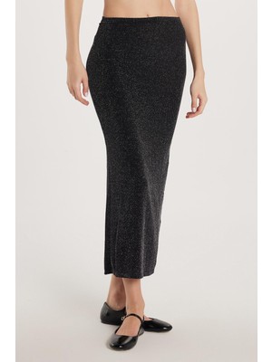 Tudors Kadın Slim Fit Simli Düz Siyah Etek