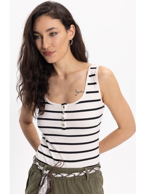 Tudors Kadın Slim Fit Dar Kesim Pamuklu Askılı Kare Yaka çizgili Beyaz Crop