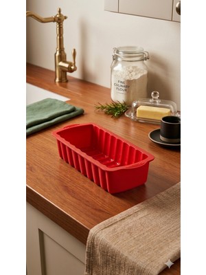 Viarella Kırmızı Silikon Baton Kek Kalıbı 26X12 cm Yüksek Isıya Dayanıklı Baton Cake Mold