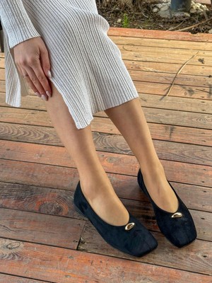 Erva'nın Butiği Siyah Süet (Willy) Gold Toka Detay Kadın Babet