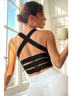 Pileli Store Kadın Siyah Sırtı Çapraz Lastik Detaylı Crop Top Bluz