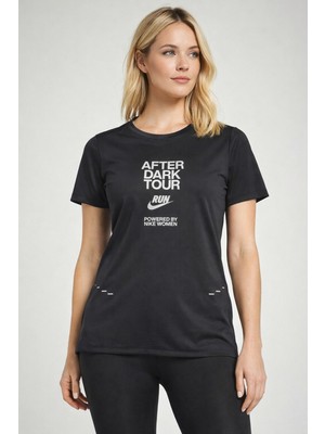 Nike Miler After Dark Tour 2025 Dri Fit Tee Sırt Hava Panelli Koşu Spor Antrenman Tişörtü Siyah