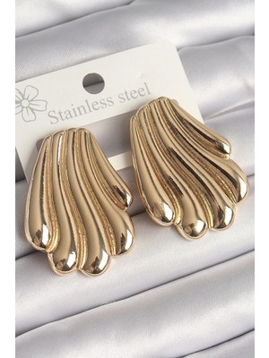 Gültekin Pirinç Gold Renk Işlemeli Istirdye Model Kadın Küpe