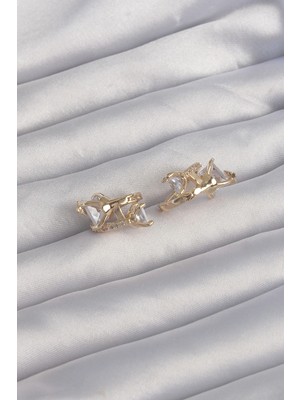 Gültekin Pirinç Gold Renk Iri Zirkon Taşlı Kıvrımlı Minimal Kelebekli Halka Küpe