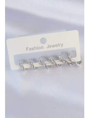 Gültekin Pirinç Gümüş Renk Kalp Model Küpe Seti