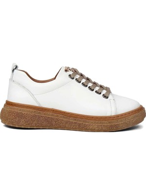 Celal Gültekin Kadın Beyaz Bağcıklı Kalın Tabanlı Deri Ayakkabı